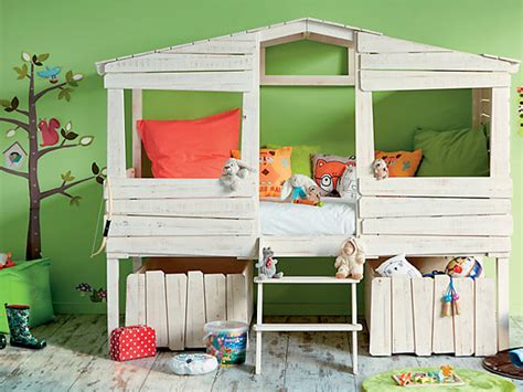 Maybe you would like to learn more about one of these? Lit cabane pour enfant style bois en solde chez Alinea