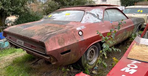 Super Rare 1970 Dodge Challenger With Factory Sunroof Emerges At Yard