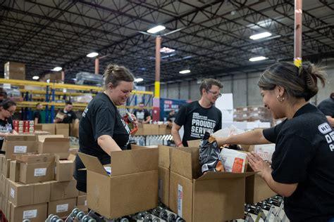 H-E-B sends care packages to military servicemembers in celebration of