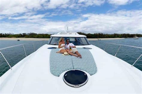 Boat Charters Gold Coast Yot Blue Luxury Cruises Corporate Cruises
