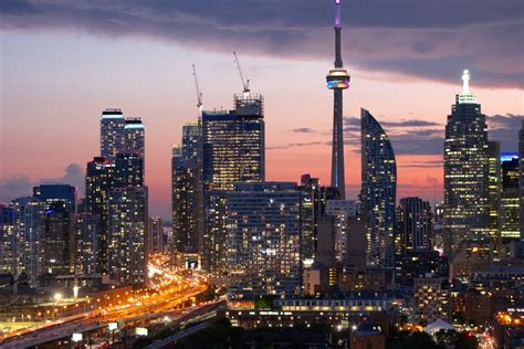 Pink Sunset Skies Over Toronto Skyline | UrbanToronto