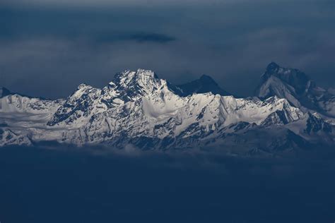 Download Himalayas Mountain Mac 4k Wallpaper