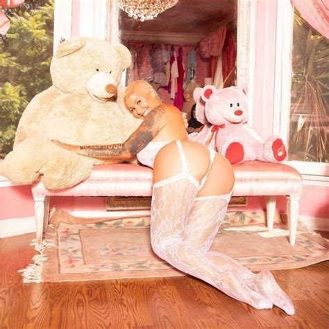 Amber Rose Showed Off Her Sexy Ass In White Lingerie 4 Photos Video The Fappening