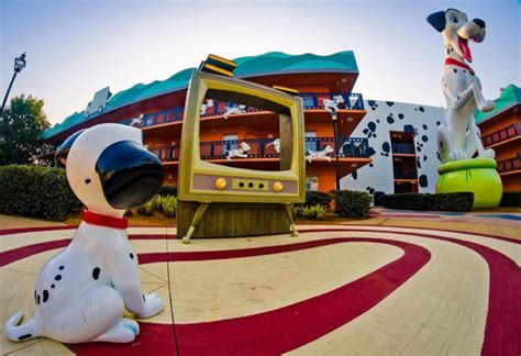 Each of the guest rooms has either 2 double beds or one king sized bed. Disney's All Star Movies Resort Review - Disney Tourist Blog