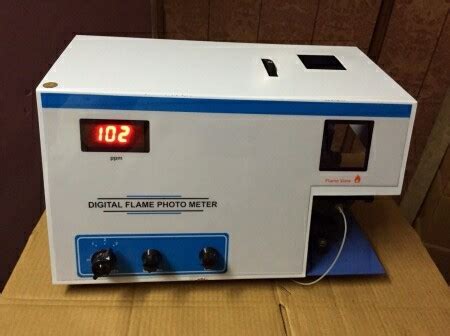 Flame Photometer At Best Price In Delhi Delhi Solutech Enterprises