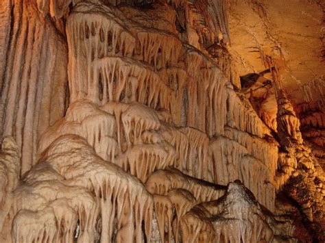 Jenolan Caves Via The Blue Mountains