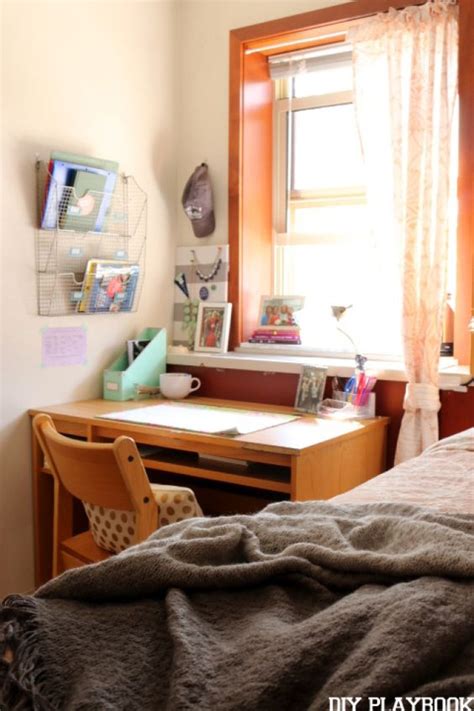 Dorm Room Makeover Reveal With Dormify Wire Baskets Window And Layout