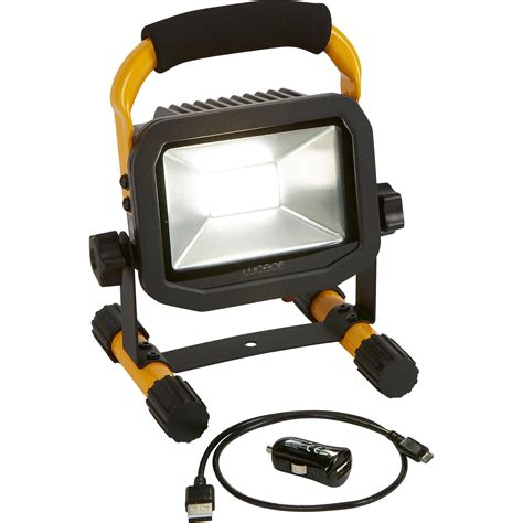 Luceco Slimline Rechargeable Led Portable Work Light With Usb Port