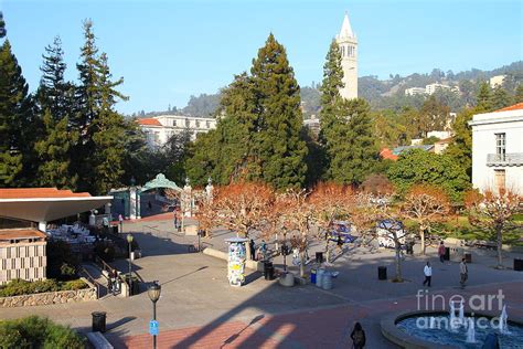 UC Berkeley Sproul Hall Sproul Plaza Sather Gate And Sather Tower Campanile D