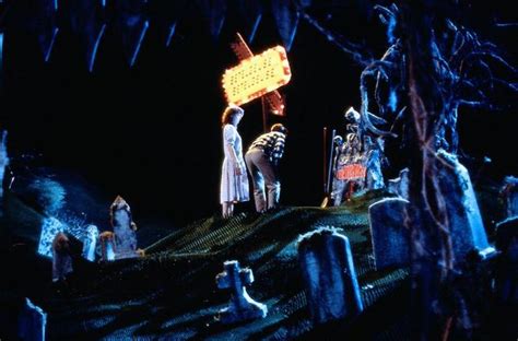 It's arguably tim burton's most creative movie, it is one of the best horror movies for when he finally does ask what's wrong with her, it's showtime, and the scene would probably play out similar to how. Beetlejuice - Spiritello porcello (1988) | FilmTV.it