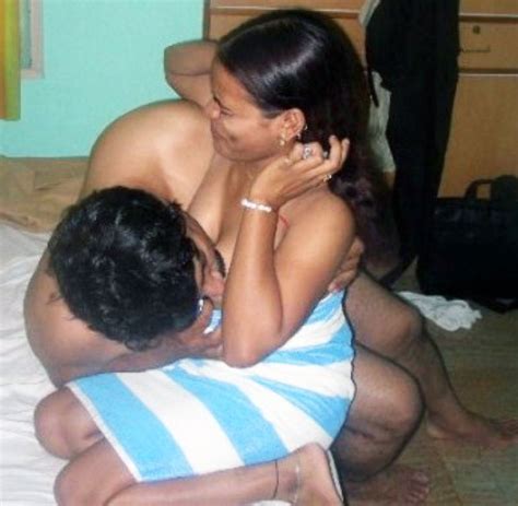 Desi Indian Couple Getting Kinky