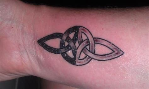 Runes in league of legends add or enhance champion abilities and statistics. Best 25+ Eternal love tattoo ideas on Pinterest | Infinity ...