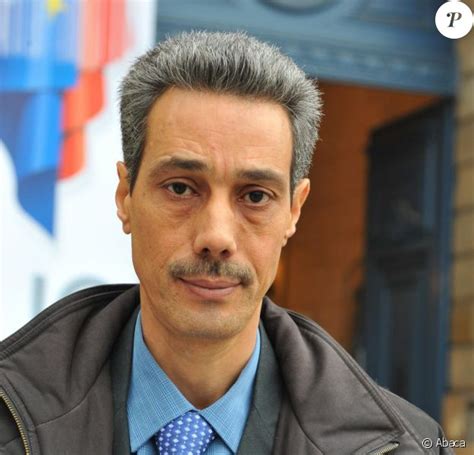 De plus, le patron du quotidien et sa mère ont été assez sévèrement accrochés par des juges locaux dans une affaire une femme enfermé dans un lieu dont elle ne pouvait plus sortir et poignardé à de multiples reprises, ne. ''Omar m'a tuer'' : Découvrez qui sont les acteurs et le ...