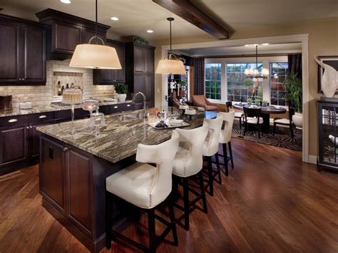 Thousands of beautiful room design photos from hgtv and the hgtv photo library. Photos | HGTV