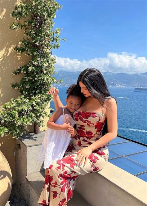 Kylie Jenner Stormi Take Pics In Italy Before Kourtney Kardashian Wedding