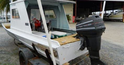 We sell flat bottom jon boats in both modified_v and standard flat bow. Jon boat with a cabin | Outdoors | Pinterest | Boats ...