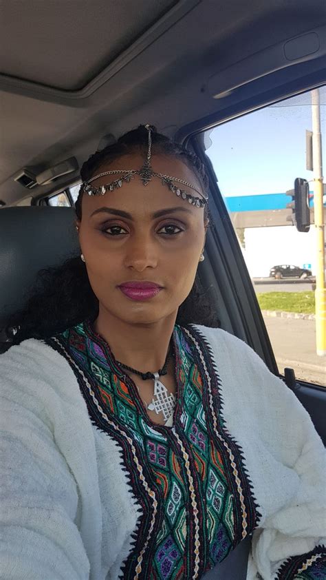 Habesha Ethiopian Dress Ethiopian People Ethiopian Dress Amhara African Beauty Black People