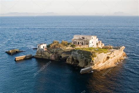 Isola Della Gaiola Napoli — Foto Stock © Arkanoide 82520716