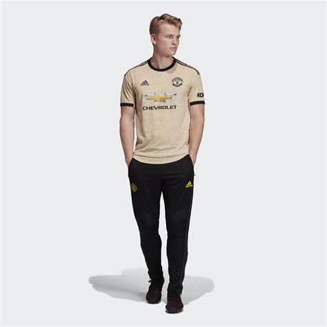 Find great deals on ebay for manchester united away kit. Manchester United 2019-20 Adidas Away Kit | 19/20 Kits ...
