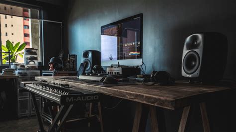 10 Producer Setups To Help Inspire Your Next Home Studio Hypebot