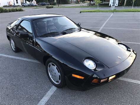 1983 Porsche 928s 5 Speed For Sale On Bat Auctions Sold For 15928