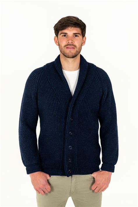 Mens Warm Shawl Collar Ribbed Wool Cardigan In A Marled Navy Blue Yarn