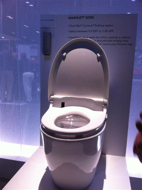 A Throne Fit For An Eco Friendly King Toilet By Toto Kbis