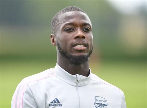 Nicolas Pépé completing medical tests today ahead of permanent