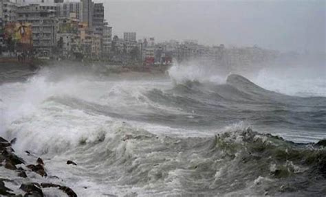 A tropical cylone that hit india's east coast caused at least one death in bangladesh and sank four fishing boats in the bay of bengal on wednesday, november 13, 2002. The Odisha Super Cyclone of 1999 - Utkal Today