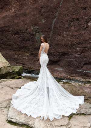 Our wedding dresses combine contemporary silhouettes, feminine details and luxurious fabrics perfect for the modern bride. Confetti & Lace | Exclusive Bridal Boutique in Lakeside