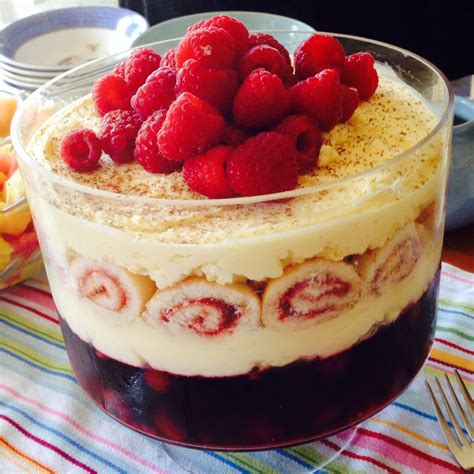 Here are the nostalgic christmas desserts we'll never stop making. Pin on Trifle Recipes