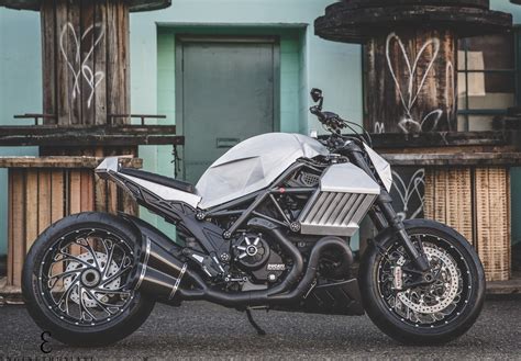 Nimble, yes, but you aren't likely to be dragging a knee on this, though you'll get close enough for a decent. The devil made me do it - MotoCorsa Ducati Diavel | Return ...