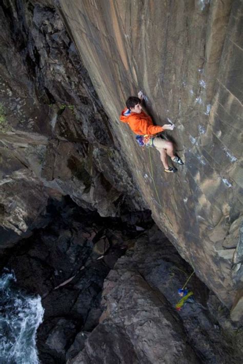 amazing   daring climbers