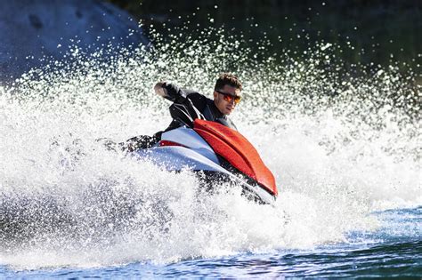 Otto racing was created with a vision to be a competent and commercial racing team. La gamma Jet-Ski di Kawasaki per il 2021 si presenta con ...