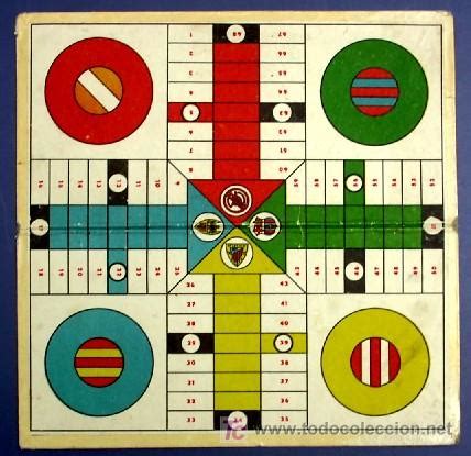 Los juegos de damas , conocidos en inglés como draughts, son algo así como una versión más simple del ajedrez. 4 juegos de mesa en cartón. parchís, damas, oca - Comprar ...