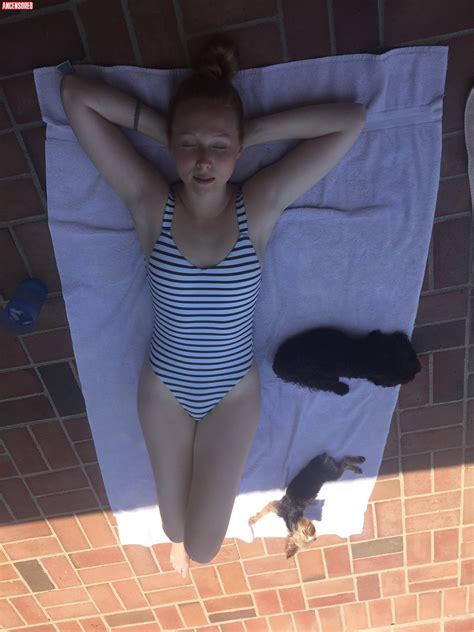 Naked Molly Quinn Added 07 19 2016 By