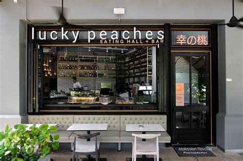 The towncentre will include the commercial component of shops, offices, condos, hotels, lakeside f&b and sohos. Lucky Peaches Eating Hall + Bar @ Plaza Arkadia, Desa ...