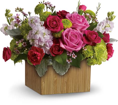 Teleflora's Garden Delights | Beautiful bouquet of flowers