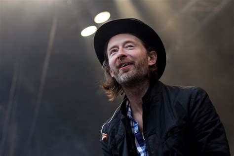 Radiohead Auctions Off Thom Yorkes ‘lotus Flower Hat For Charity