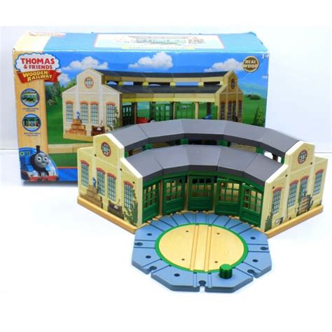 Thomas And Friends Wooden Railway Tidmouth Sheds Roundhouse With
