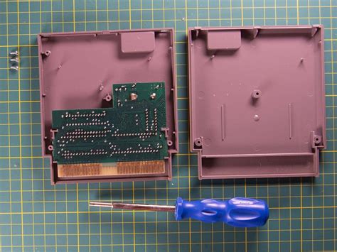 The Inside Of An Nes Cartridge Was Mostly Empty Space Retrogaming