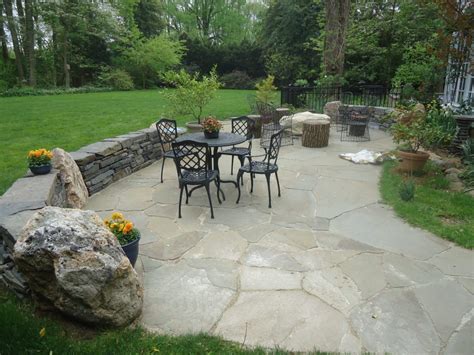 Landscaping With Stone Idea Incorporating Boulders