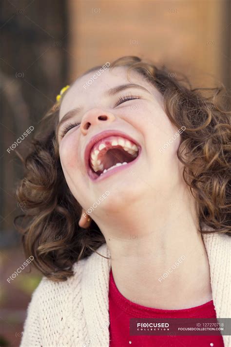 Little Girl Laughing — Focus On Foreground 6 7 Years Stock Photo