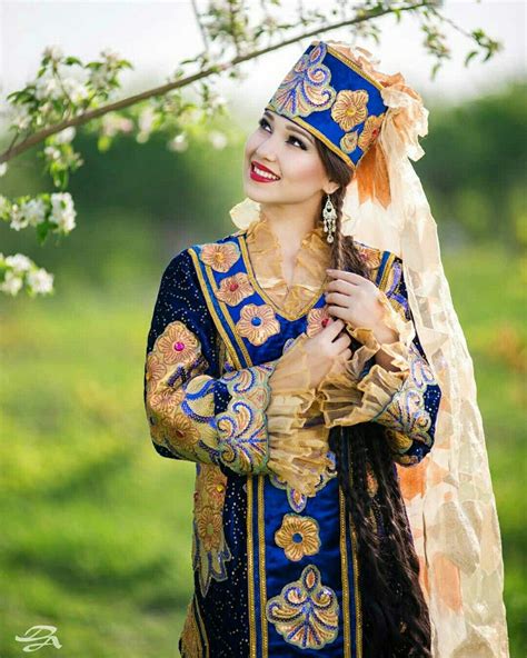 Girl From Bukhara Traditional Indian Outfits Uzbek Clothing Women