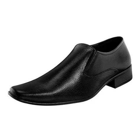 Bellatoes Men Plain Black Leather Formal Shoes Size 6 10 At Rs 675