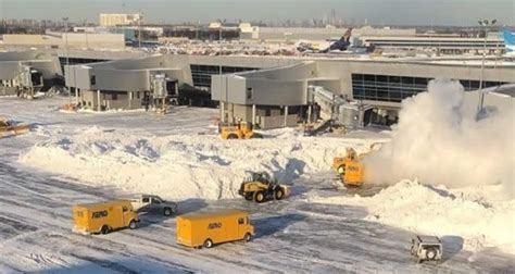 Timelapse Shows Jfk Airport Snow Removal After Operations Resume