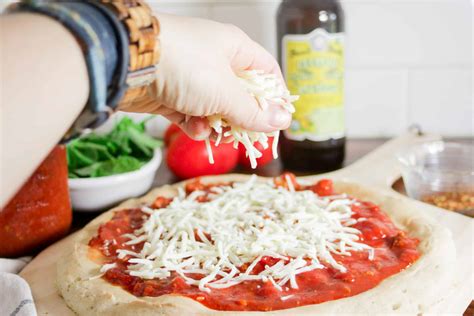 The Best Gluten Free Pizza Crust Recipe