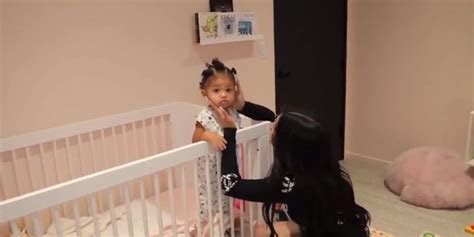 Kylie Jenner Singing Rise And Shine To Daughter Stormi Indy100