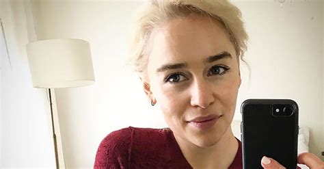 Emilia Clarke Shares Platinum Blonde Selfie Glamour Uk