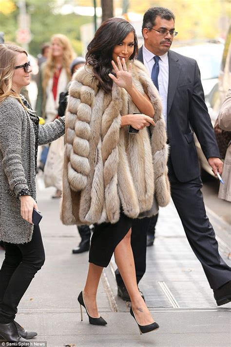 Naya Rivera In Giant Fur Coat After Co Hosting The View Daily Mail Online